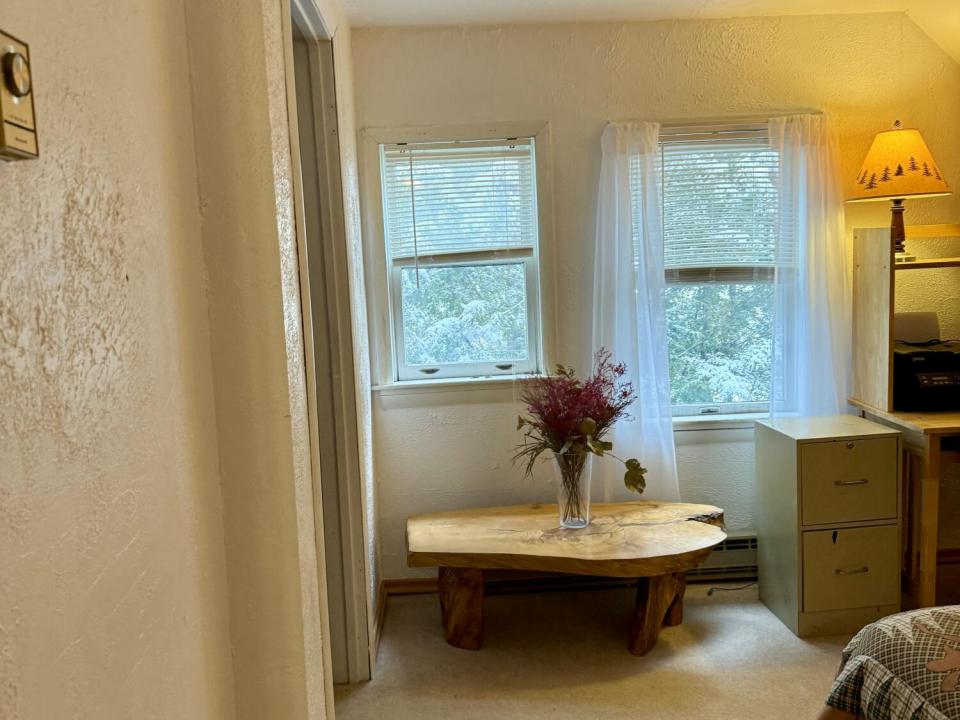 3002F1E0-A1D4-4CB7-880E-64FF9F73FFA3_1_2