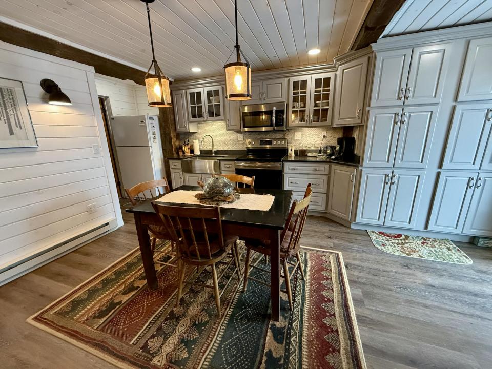 62C54118-04F6-43B1-AB8C-B5420D6522DE_1_2