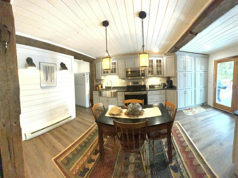 B9BE1CA6-E702-4A9F-AB58-773B4F4E3D9E