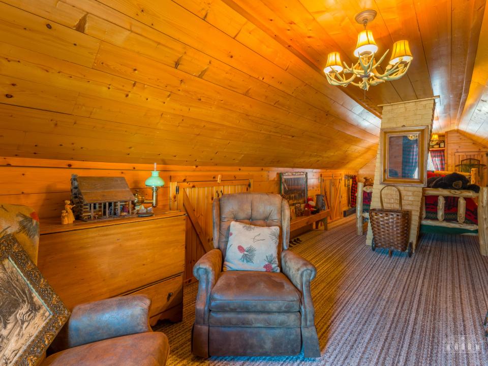 3rd floor loft