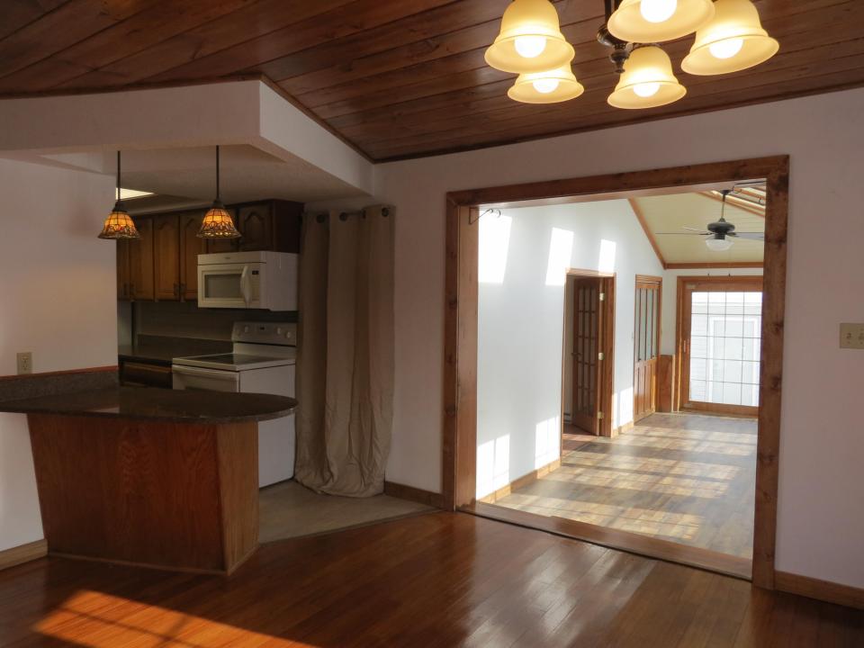 Dining/kit/ Fam Rm