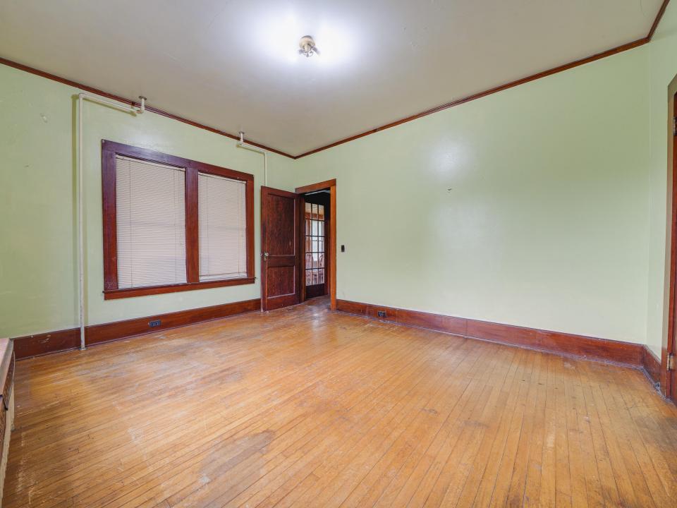 286B4A94-53DF-4F94-A96F-CE52A3192860