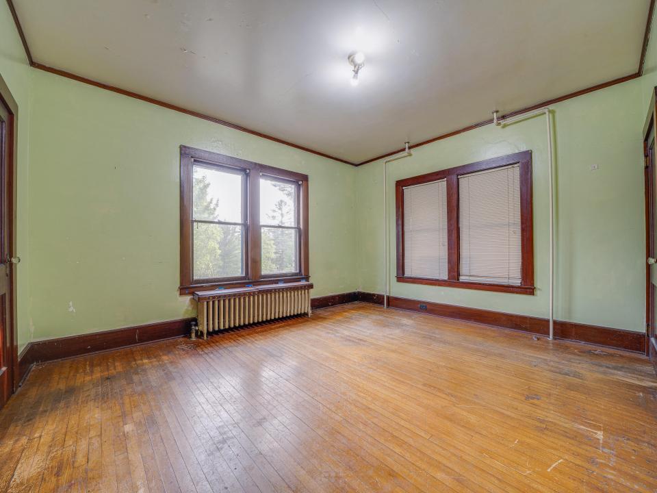 2BCA25F9-A807-4DD6-83DA-3B81065596C0