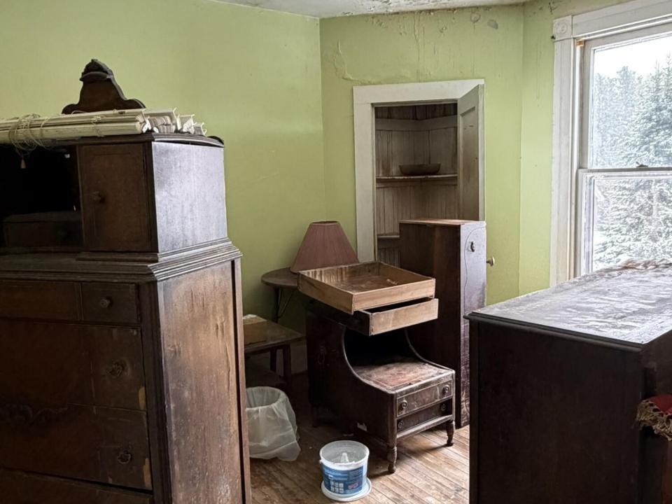 DB97799E-0D8D-4E83-AEF8-EB49ABF2EE9B_1_1