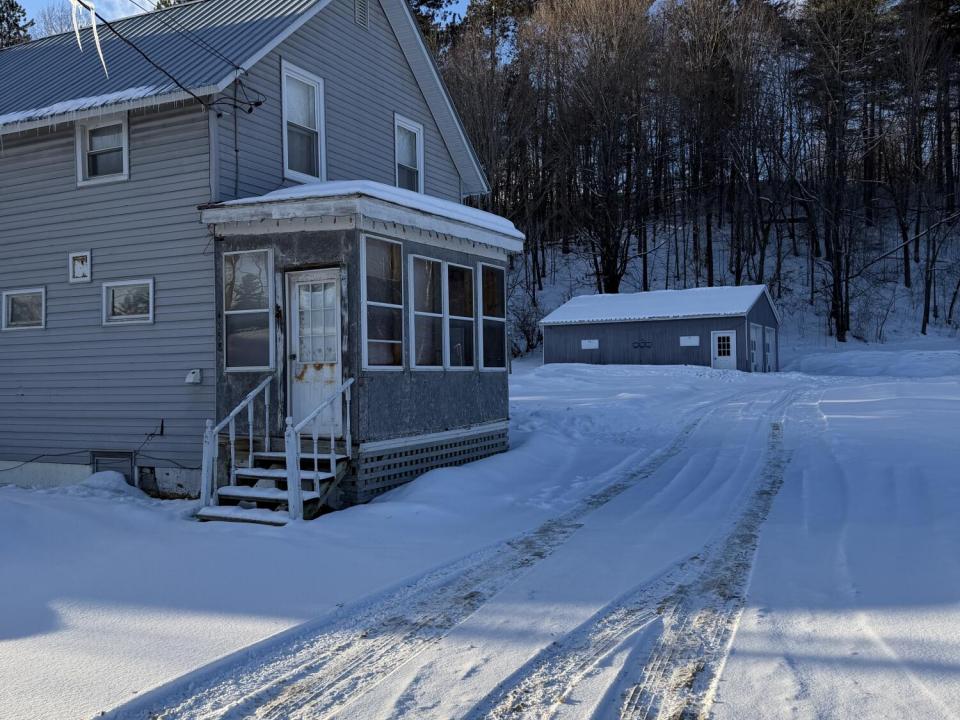 Side to garage