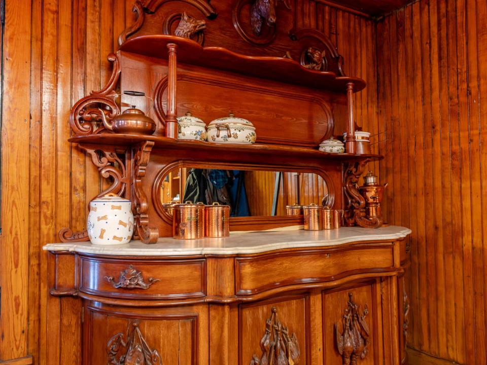 HemlockLedgeCamp_BarArea