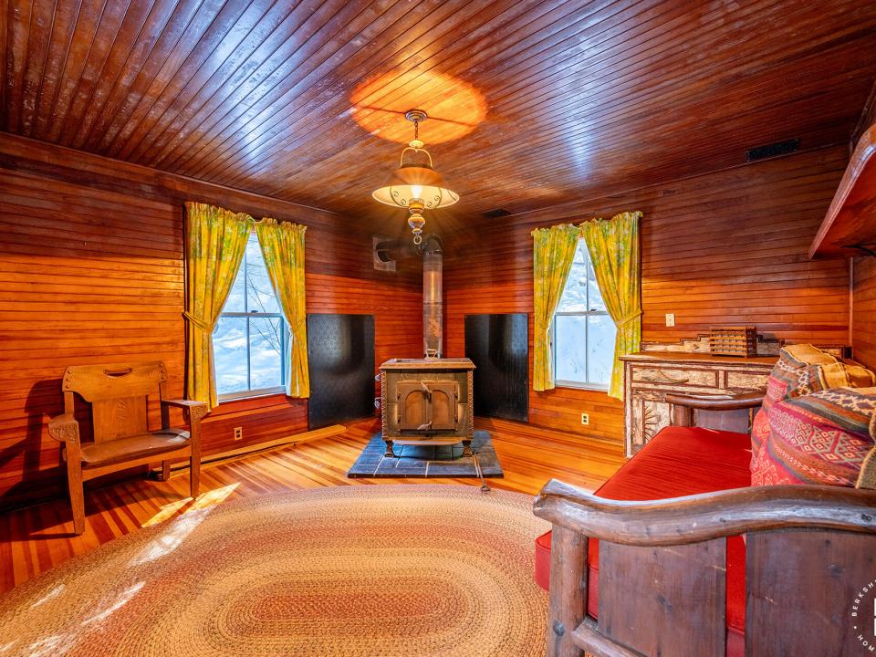 HemlockLedgeCamp_Bunkhouse_LR