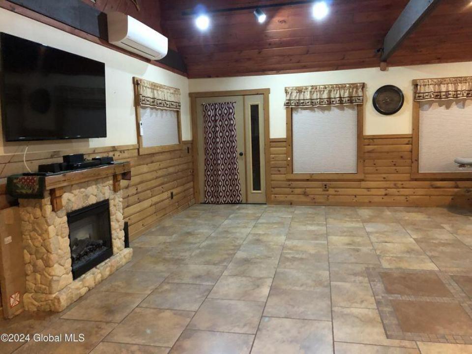 20241124120847865416000000-o