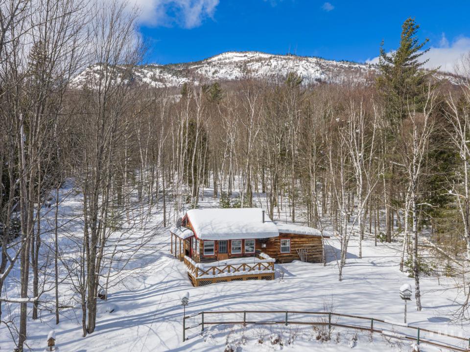 8 Elis Way Keene-2