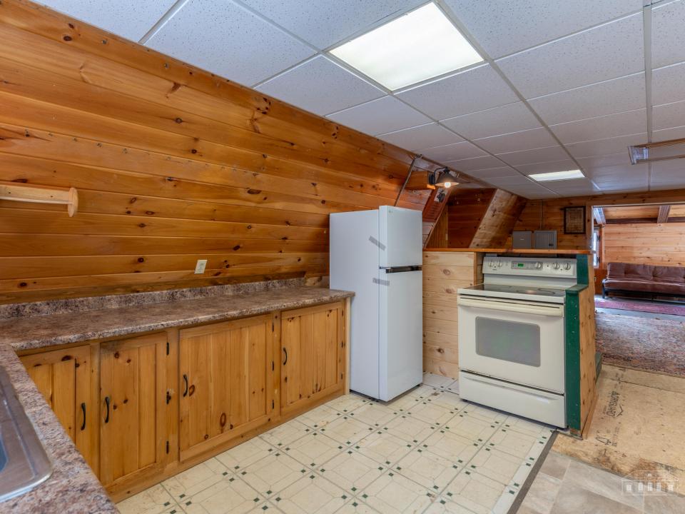 8 Elis Way Keene-28