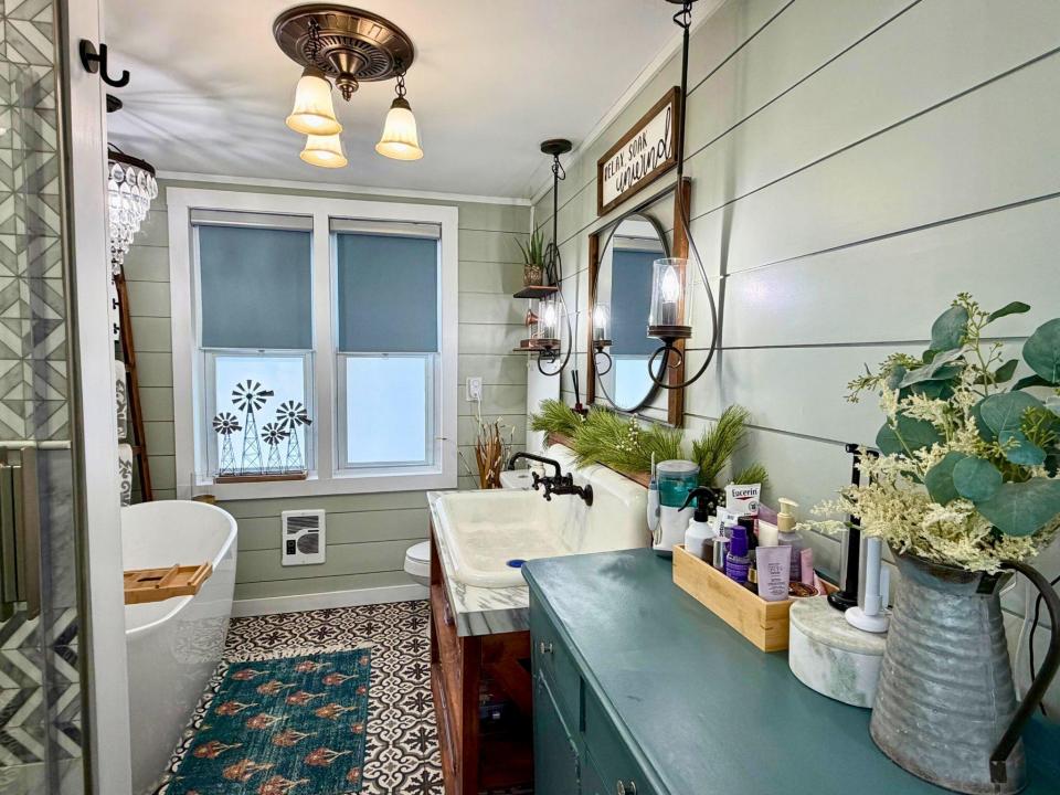 Bathroom 1 Full Bath