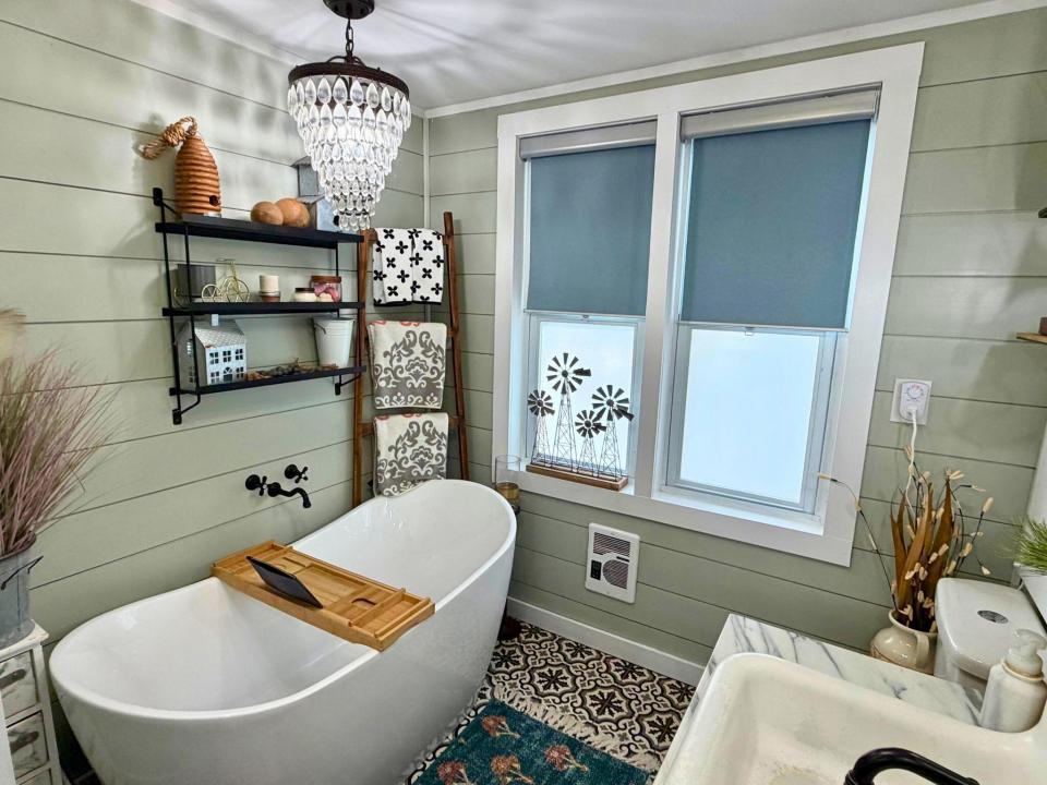 Bathroom 1 Full Bath