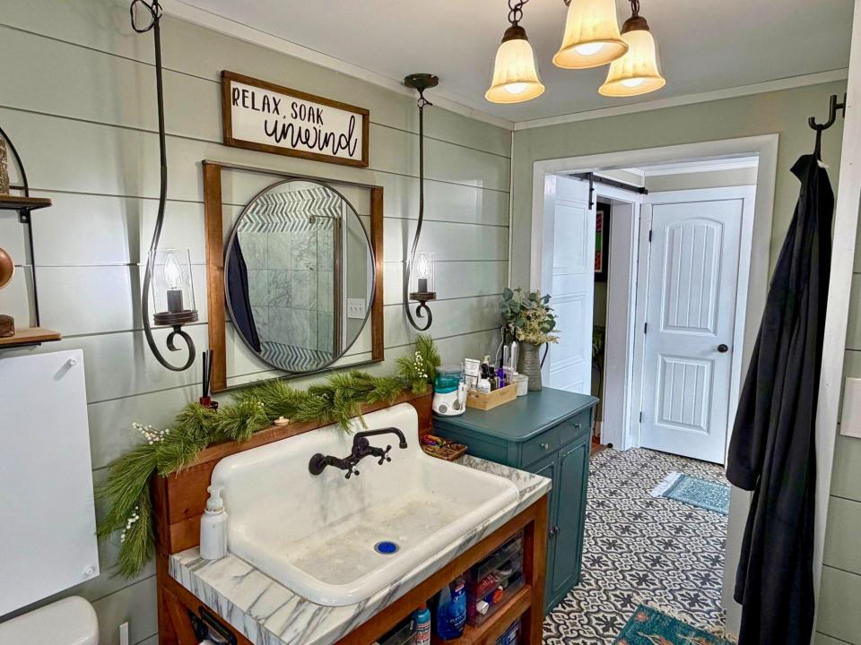 Bathroom 1 Full Bath