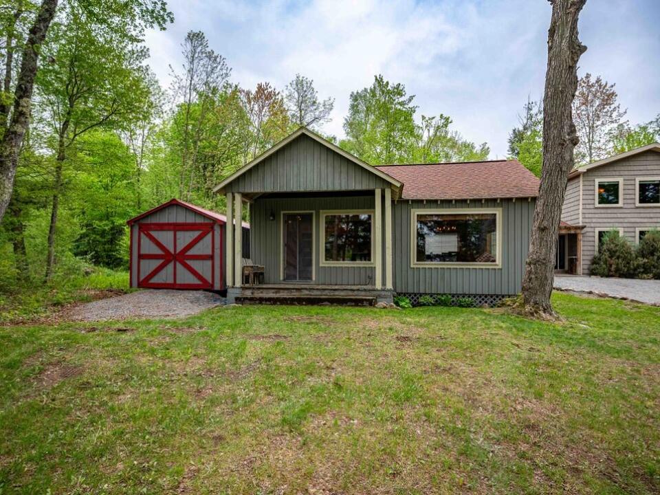 DC3B3005-1BA8-4D30-85C3-F7E9D8F7A2C5_1_1