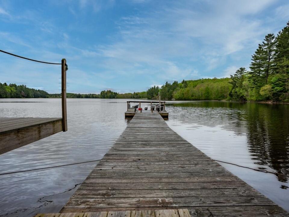 36136095-28F1-4BEF-8E7F-B35779A29642_1_1