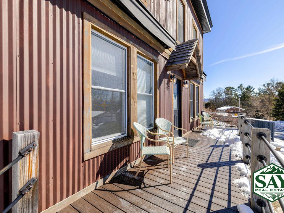 Ground_025_JC3_5992_edit_SAYbranded