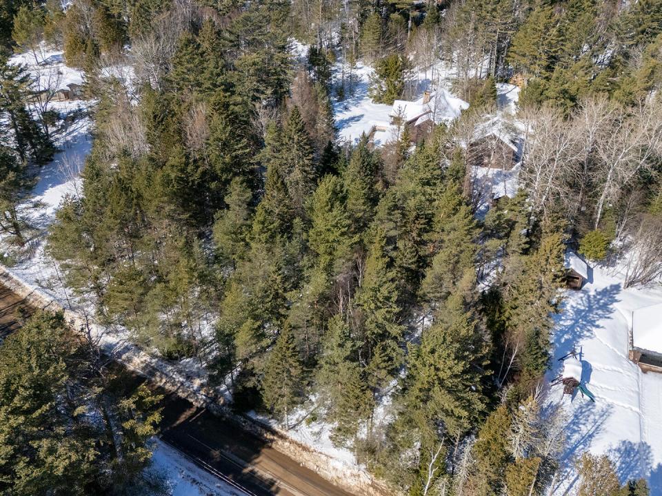 LandOnCobbleHillRoad_A_Mid_Lot_R