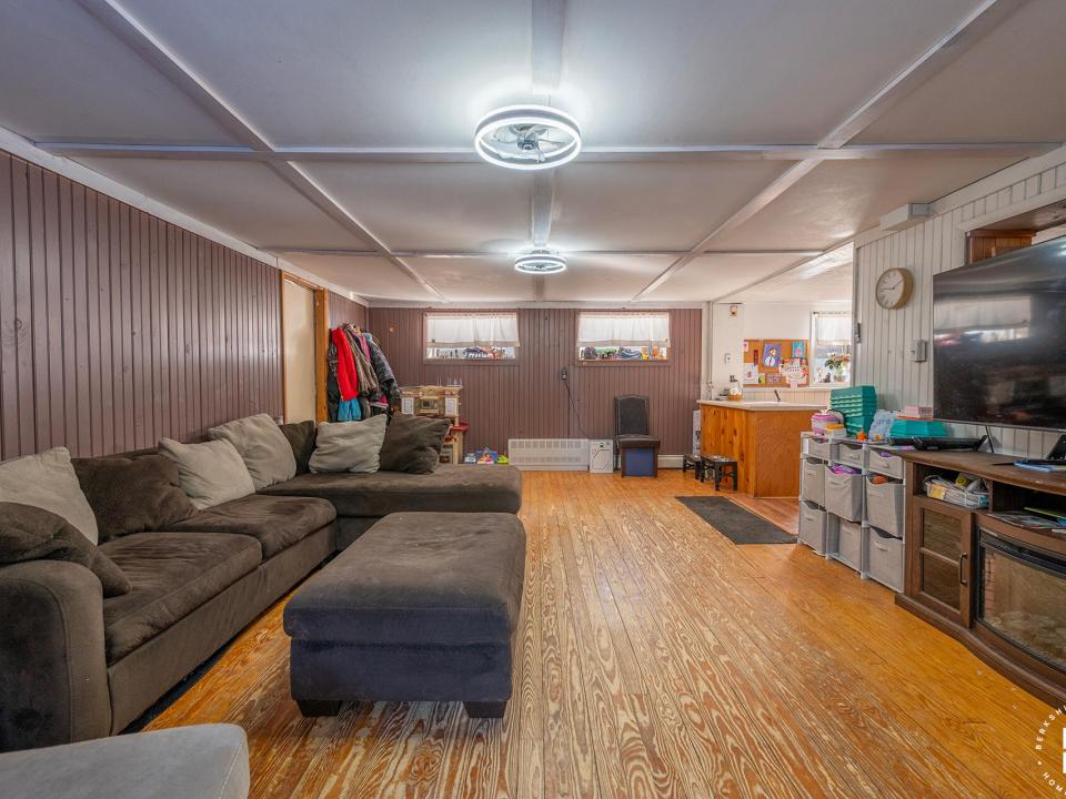 VermontvilleHomeOnRoute3_LR