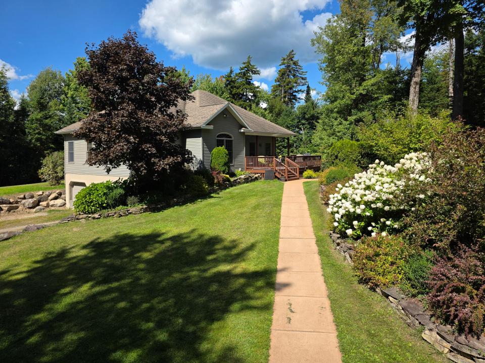 LB 14 Tamarack Dr-11