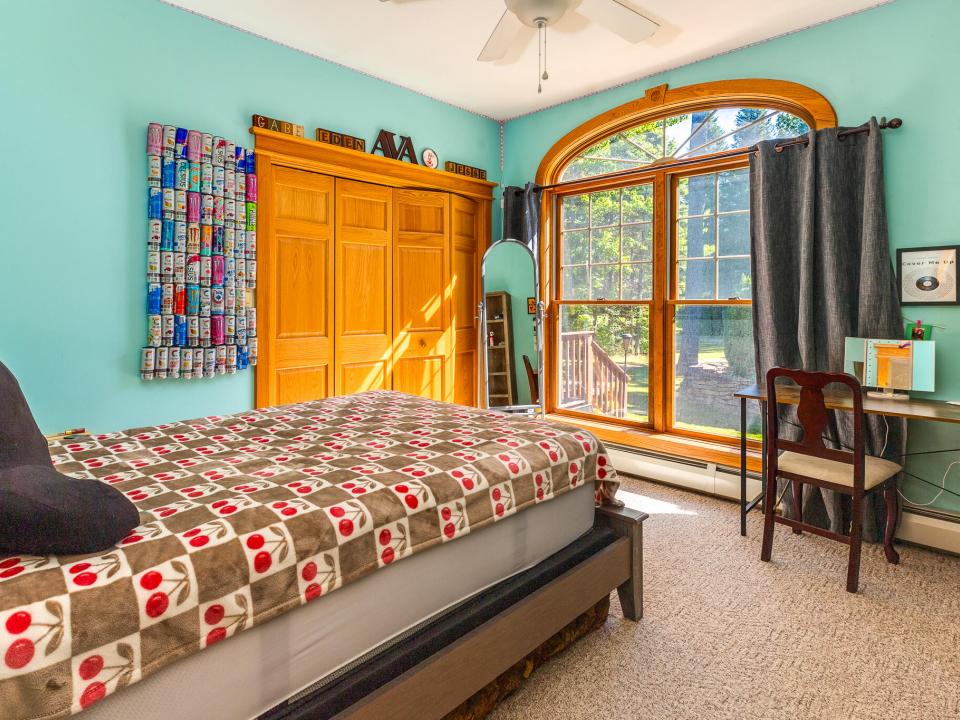 LB 14 Tamarack Dr-29