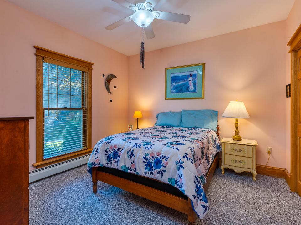 LB 14 Tamarack Dr-31