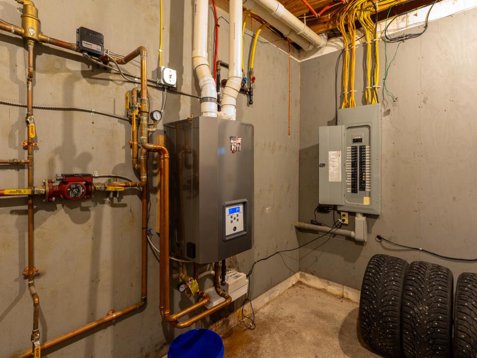 LB 14 Tamarack Dr-55