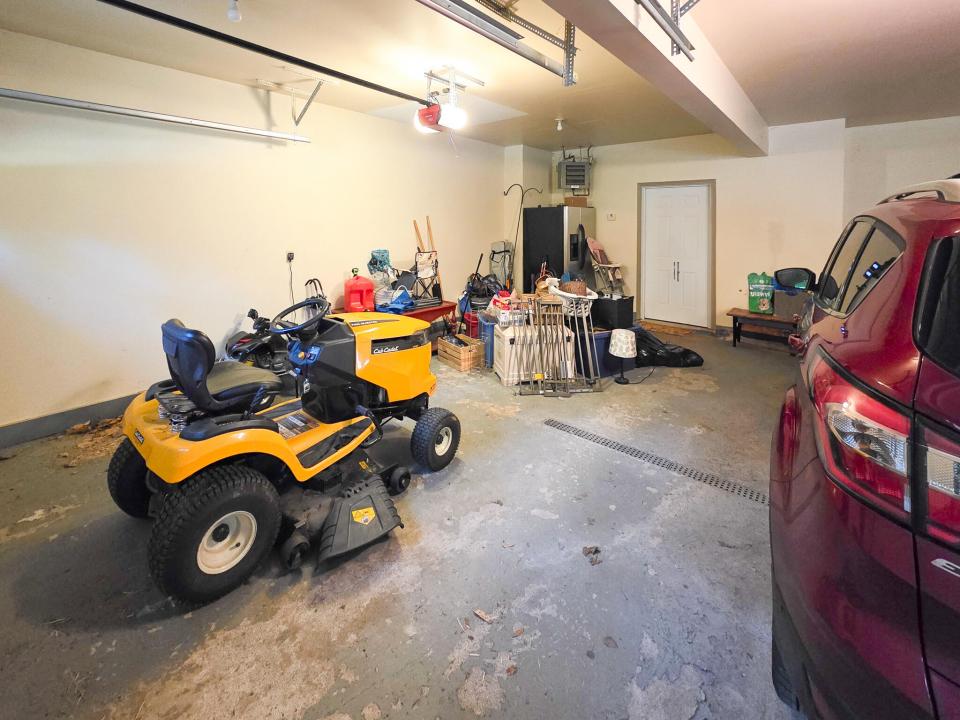 LB 14 Tamarack Dr-58