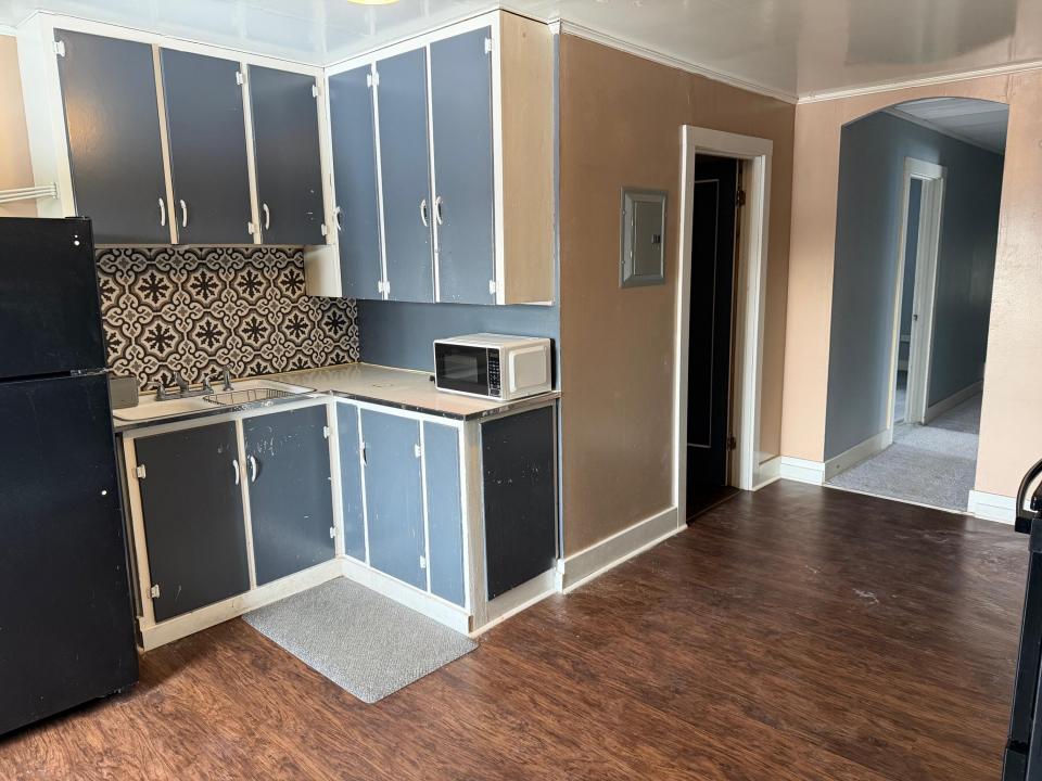 3012 Main apt kitchen 1