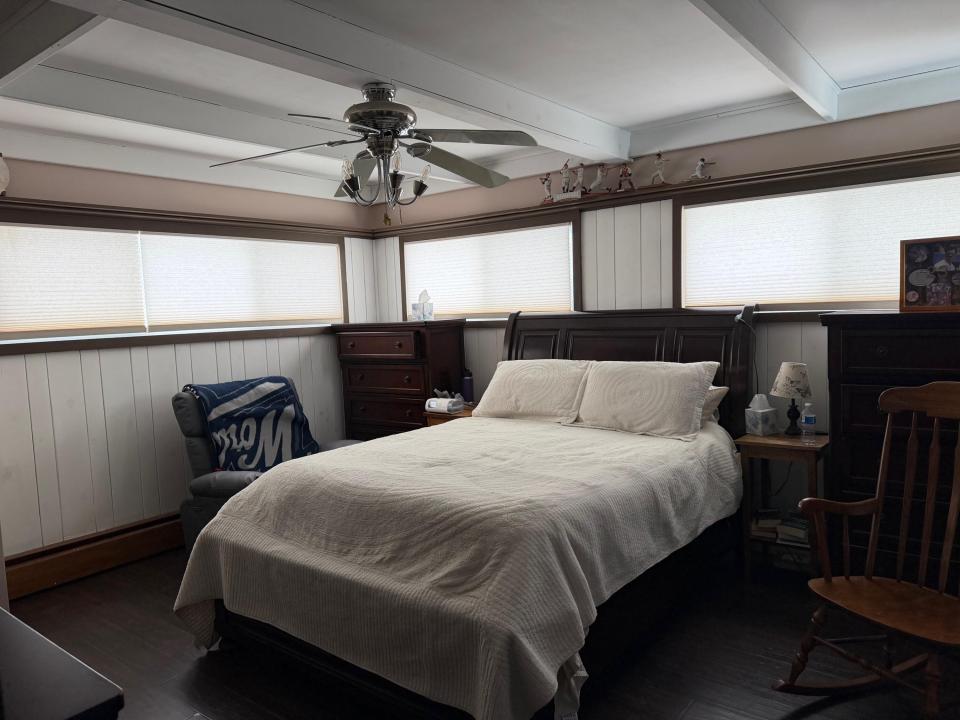 3012 Main master bed