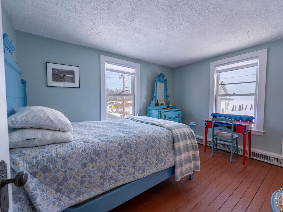 EssexHomeNearTheFerry_Bedroom3