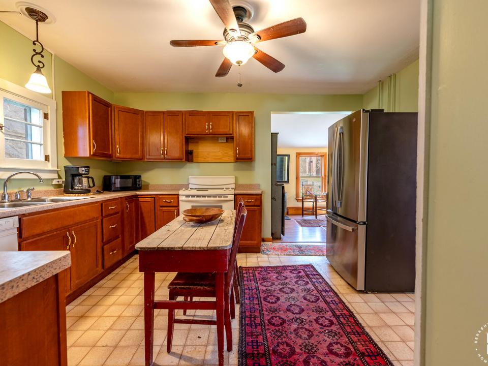 EssexHomeWithLakeViews_S_Kitchen_Fridge