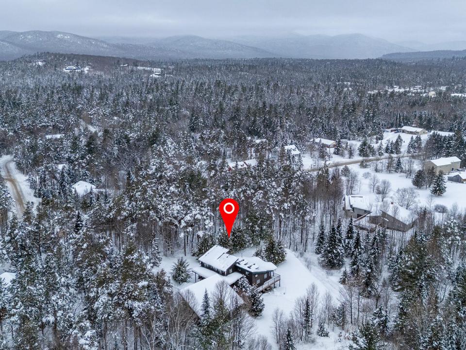 GorgeousHomeOnAveryville_A_Property_Fron