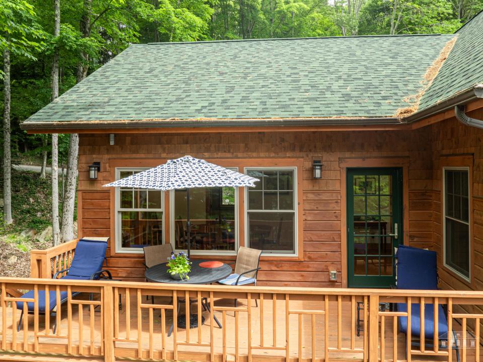 163 Riverside Dr SL-5