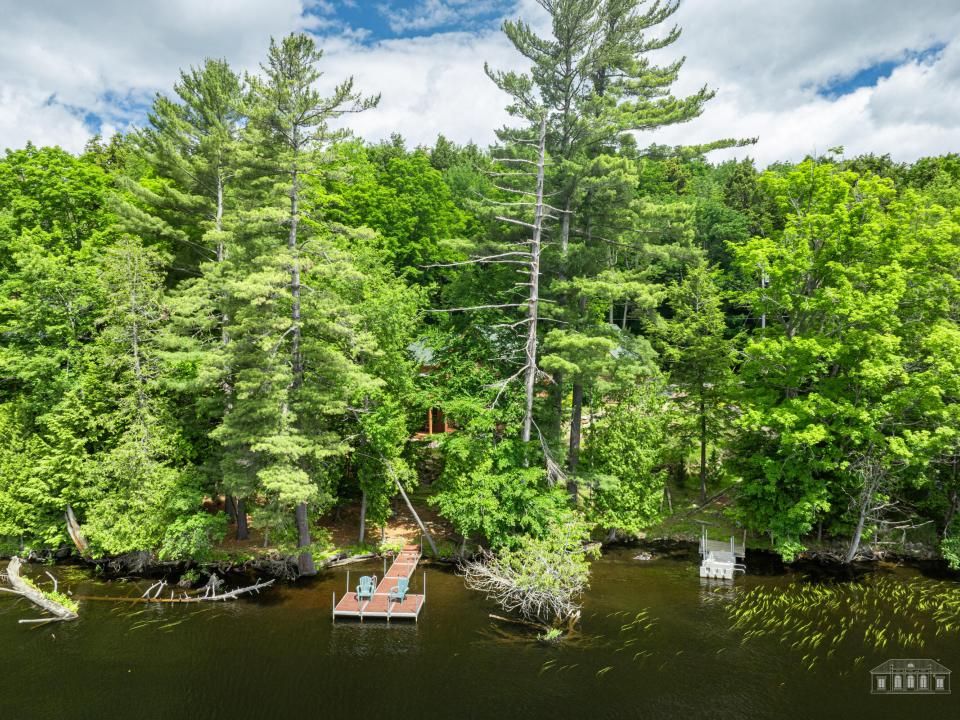 163 Riverside Dr SL-15