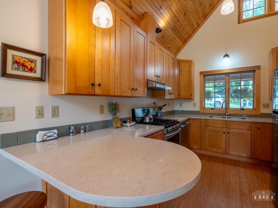 163 Riverside Dr SL-39