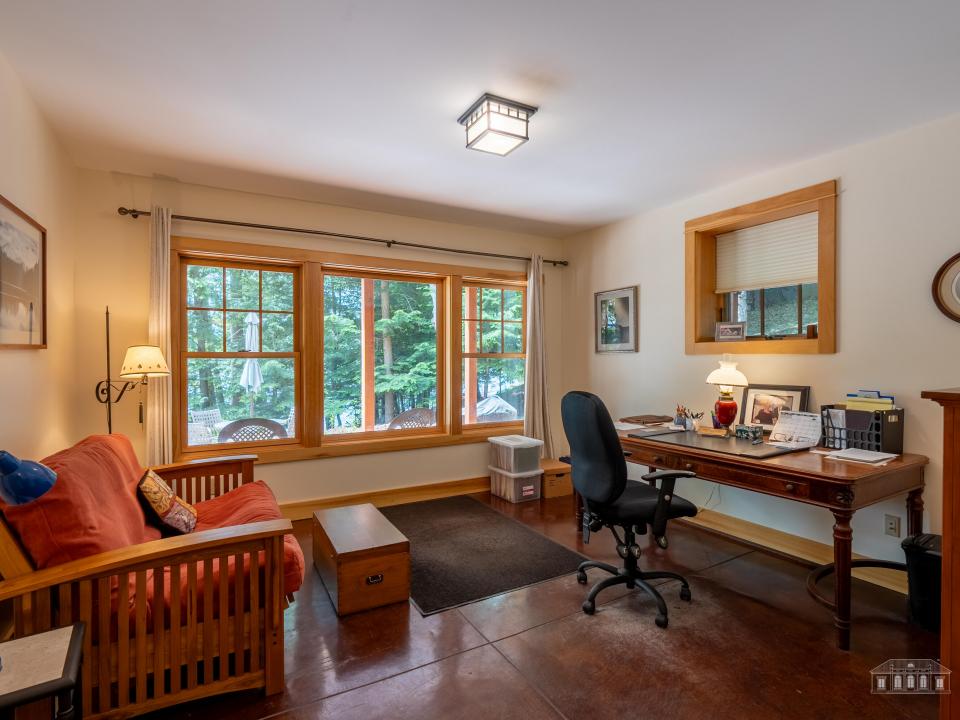 163 Riverside Dr SL-53