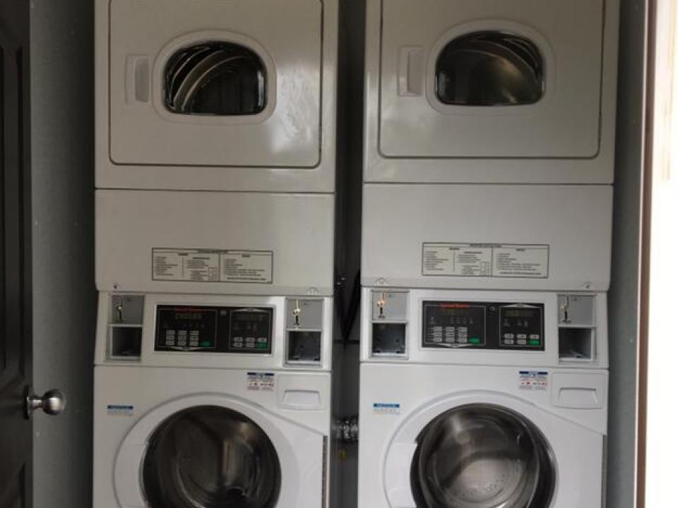 Laundry (1)