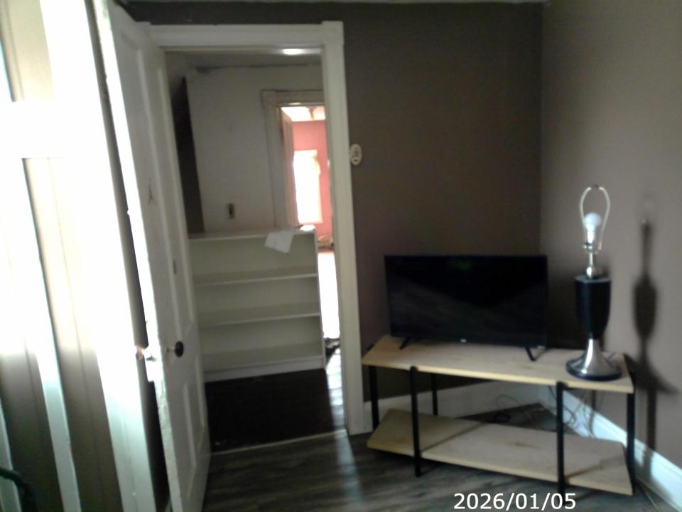 Bedroom 3a b