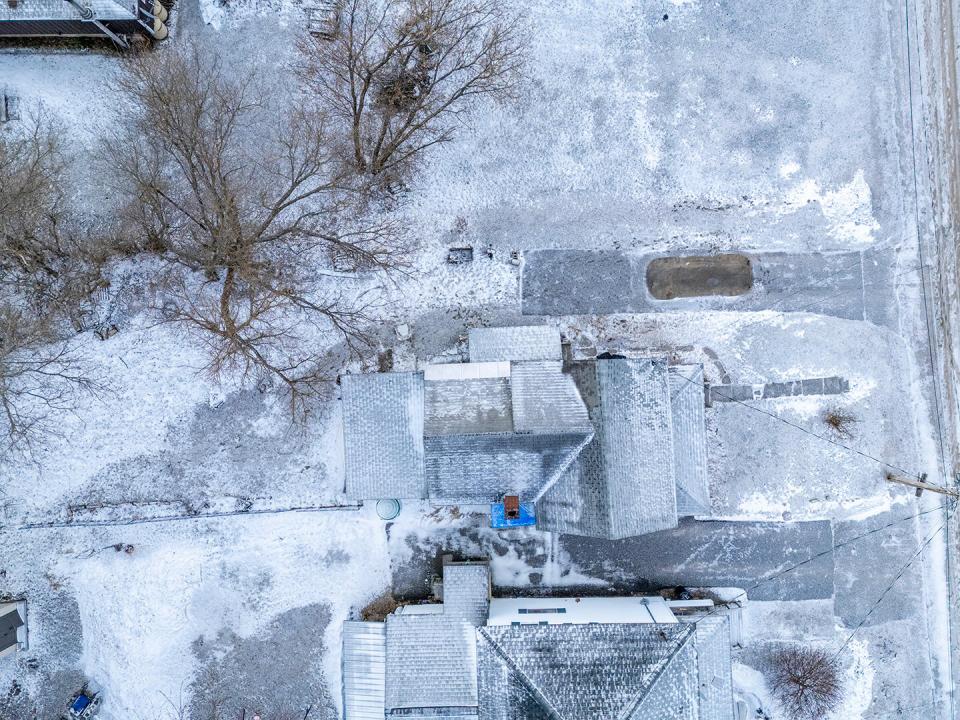 CozyTupperLakeHome_A_Above