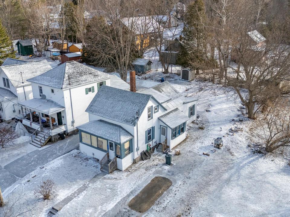 CozyTupperLakeHome_A_Exterior