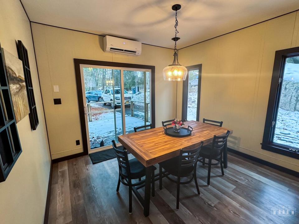 48 Tara Dr SL-36
