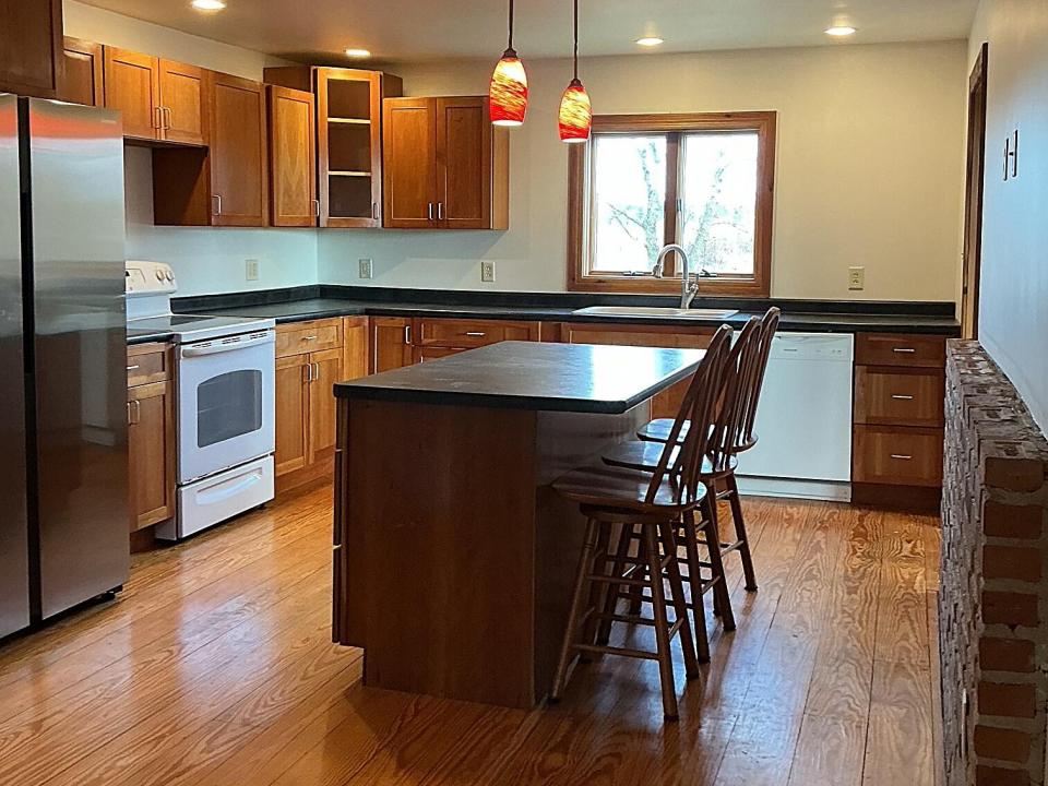 kitchen dinning room.1