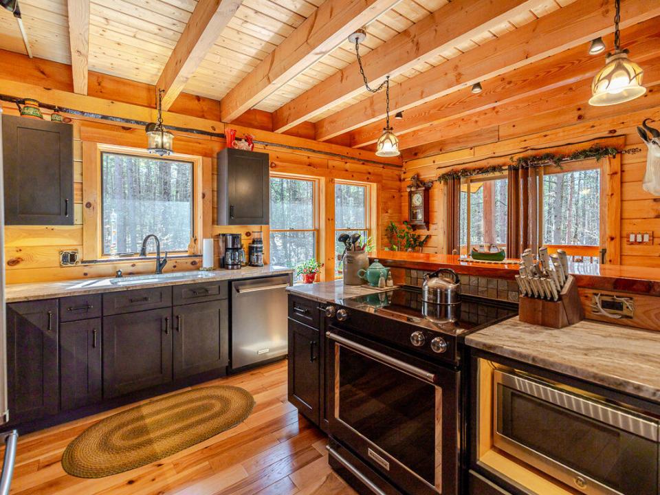 45-cayuga-trail-jay-ny-12941--40