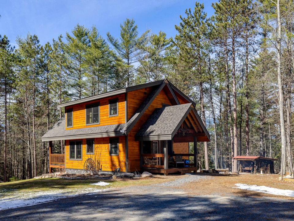 45-cayuga-trail-jay-ny-12941--10