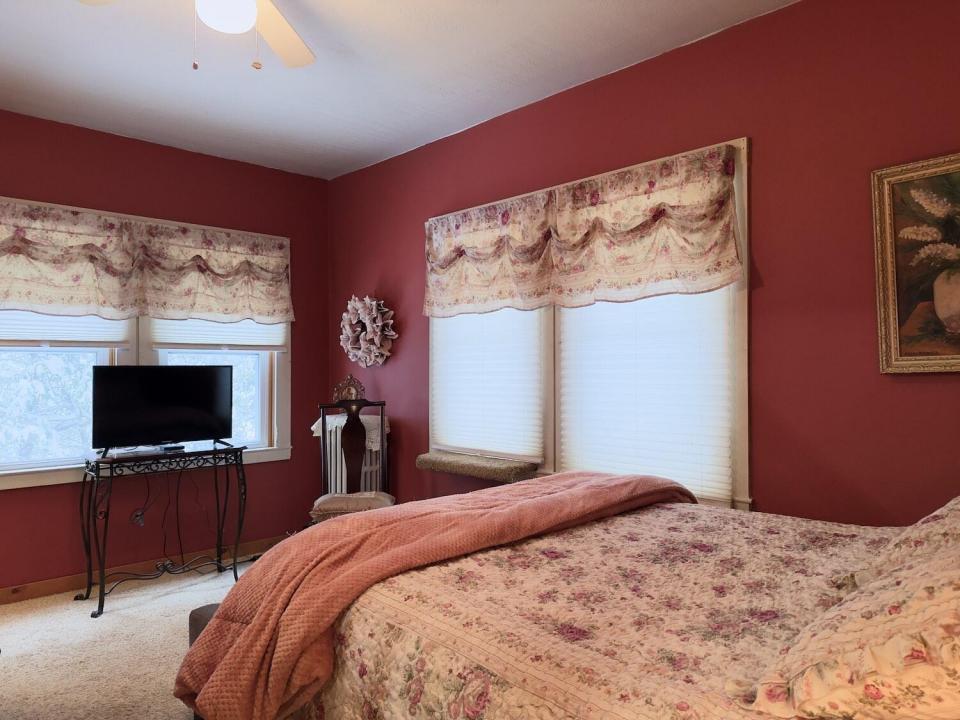 Downstairs Bedroom