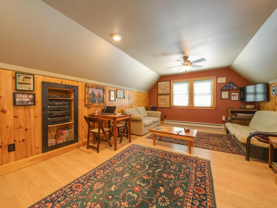 122 Moose Pond Ln-38