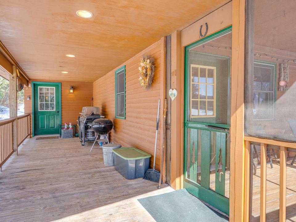 122 Moose Pond Ln-52