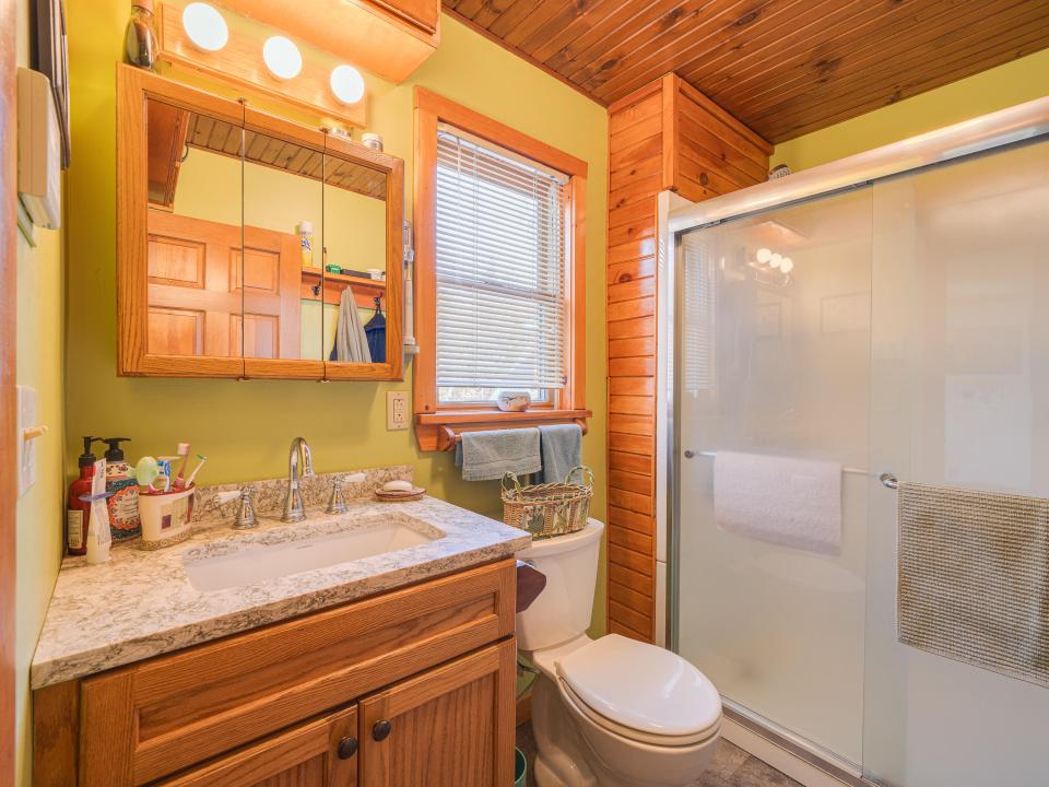 122 Moose Pond Ln-60