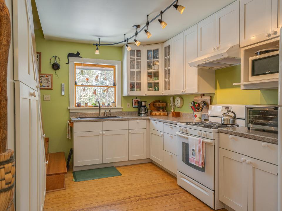 122 Moose Pond Ln-69