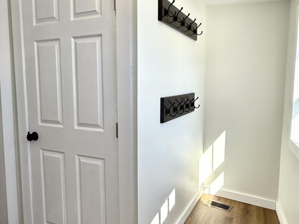 Mudroom / Laundry